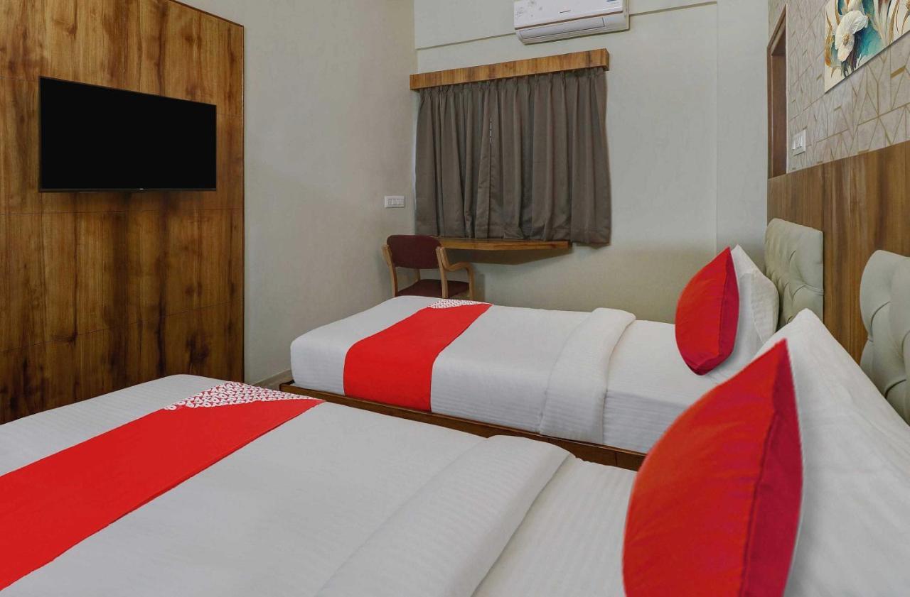 Super Collection O Global Stay Near Kengeri Bus Terminal Metro Station Bangalore Exterior photo
